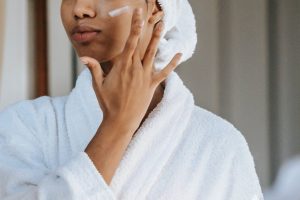 Urutan Skincare Pagi yang Benar